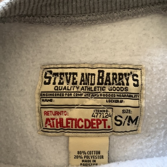 VINTAGE UNISEX Oversized Michigan crewneck! - Picture 3 of 3